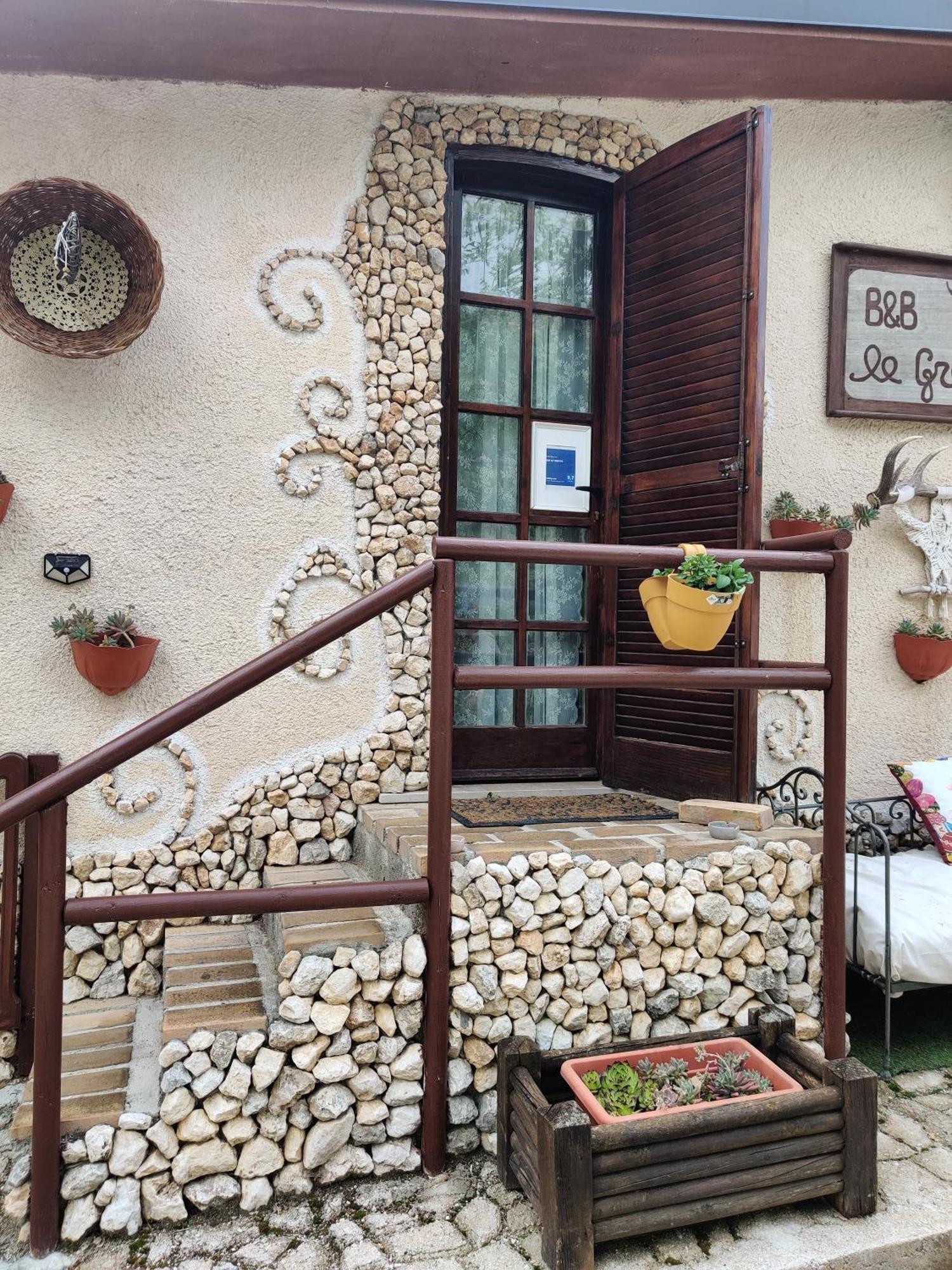 B&B Le Grette Gioia Dei Marsi Exterior foto